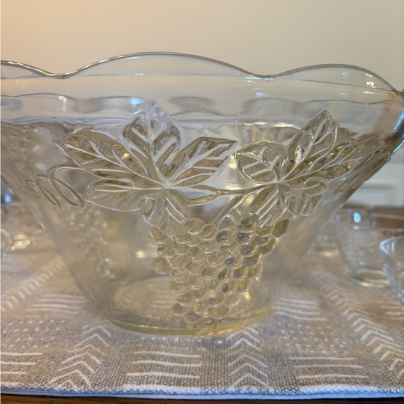 Elegant Clear Glass Punch Bowl Set